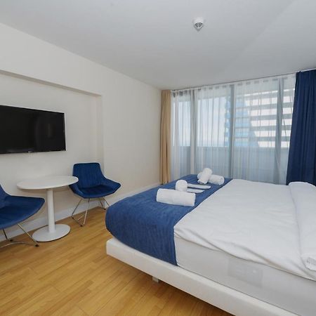 Orbi City Towers Batumi Bagian luar foto