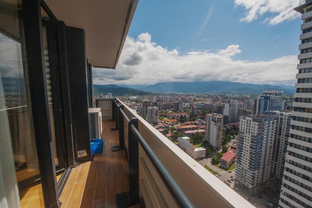 Orbi City Towers Batumi Bagian luar foto