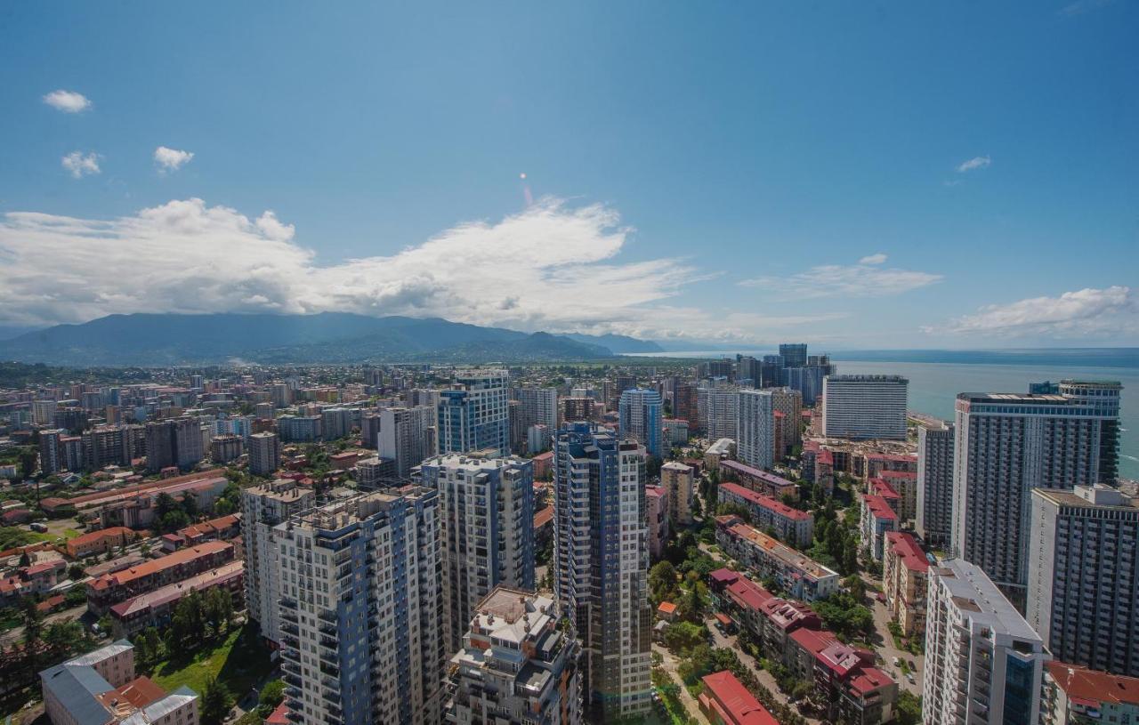 Orbi City Towers Batumi Bagian luar foto