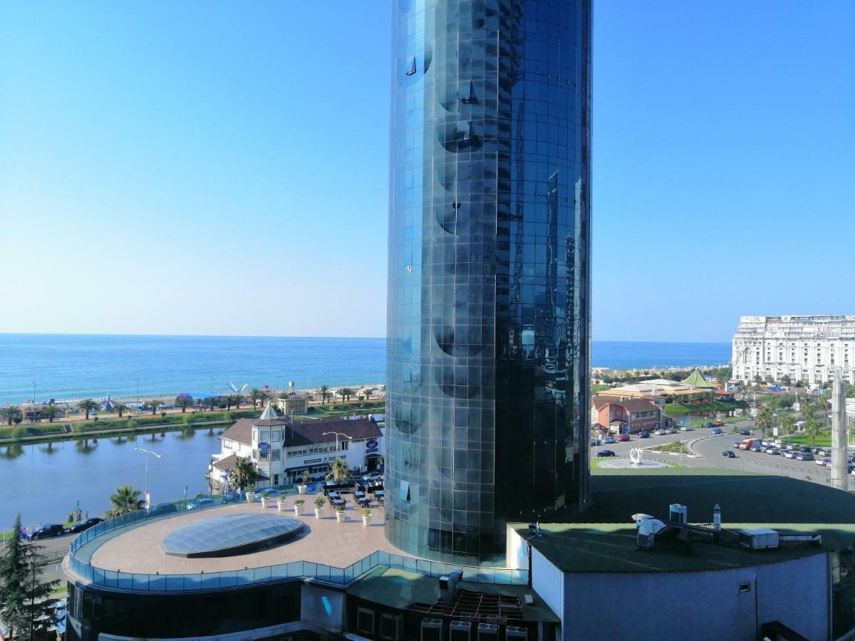 Orbi City Towers Batumi Bagian luar foto