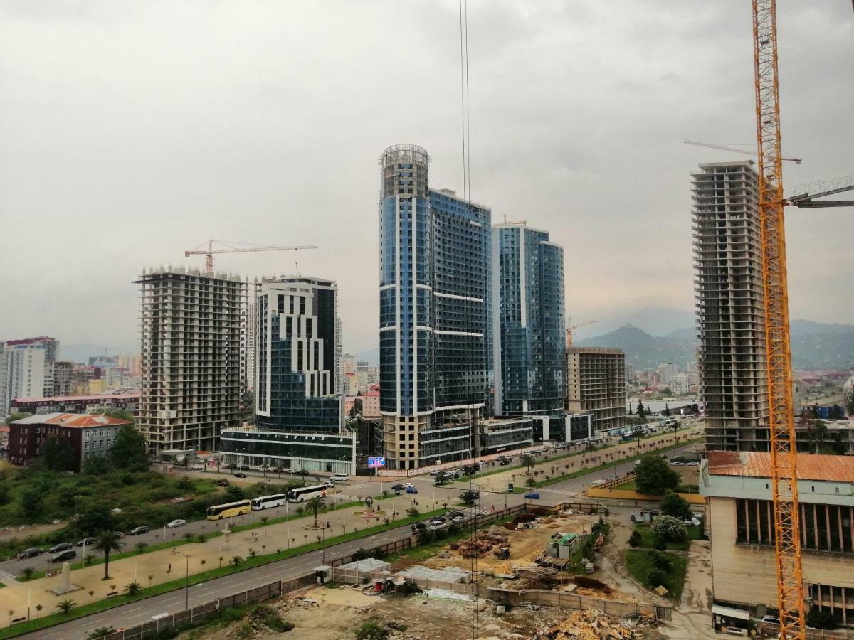 Orbi City Towers Batumi Bagian luar foto