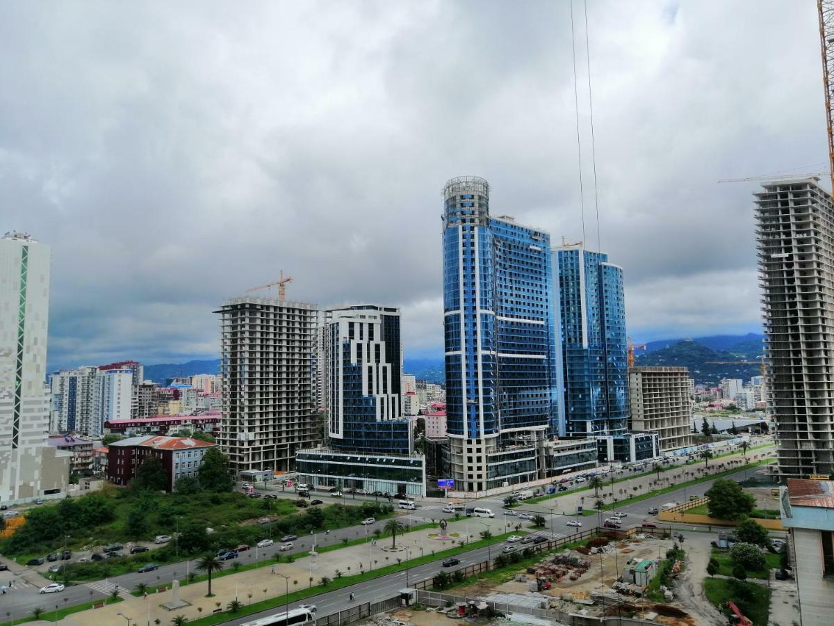 Orbi City Towers Batumi Bagian luar foto