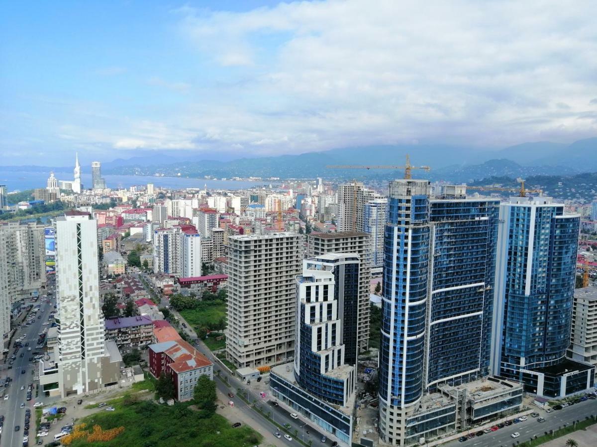 Orbi City Towers Batumi Bagian luar foto